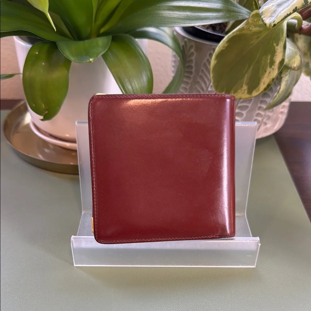 Cartier Bordeaux bifold Leather Wallet with Gold Accents